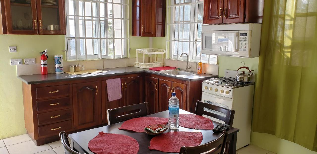 Unit 4 Private Apartment - Розо Екстериор снимка